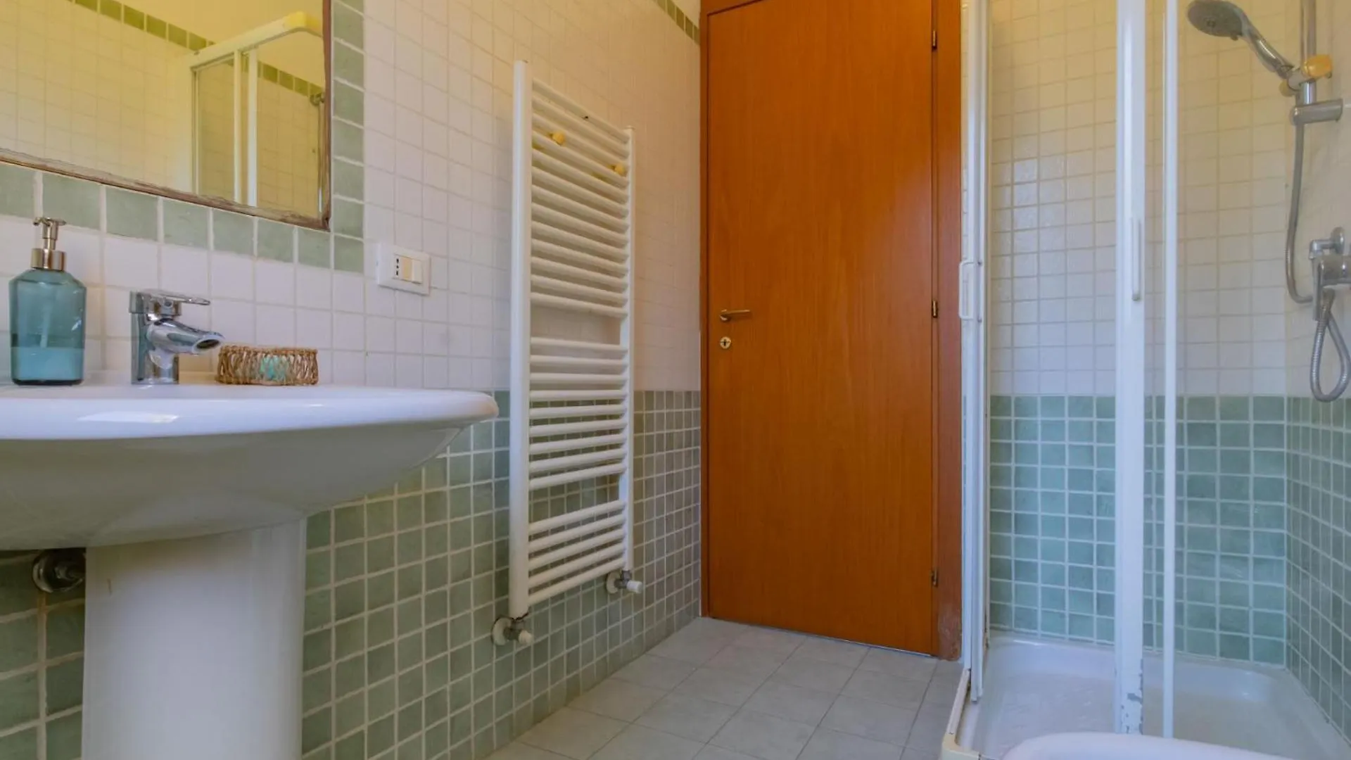 Villa Acquasalata Nisporto