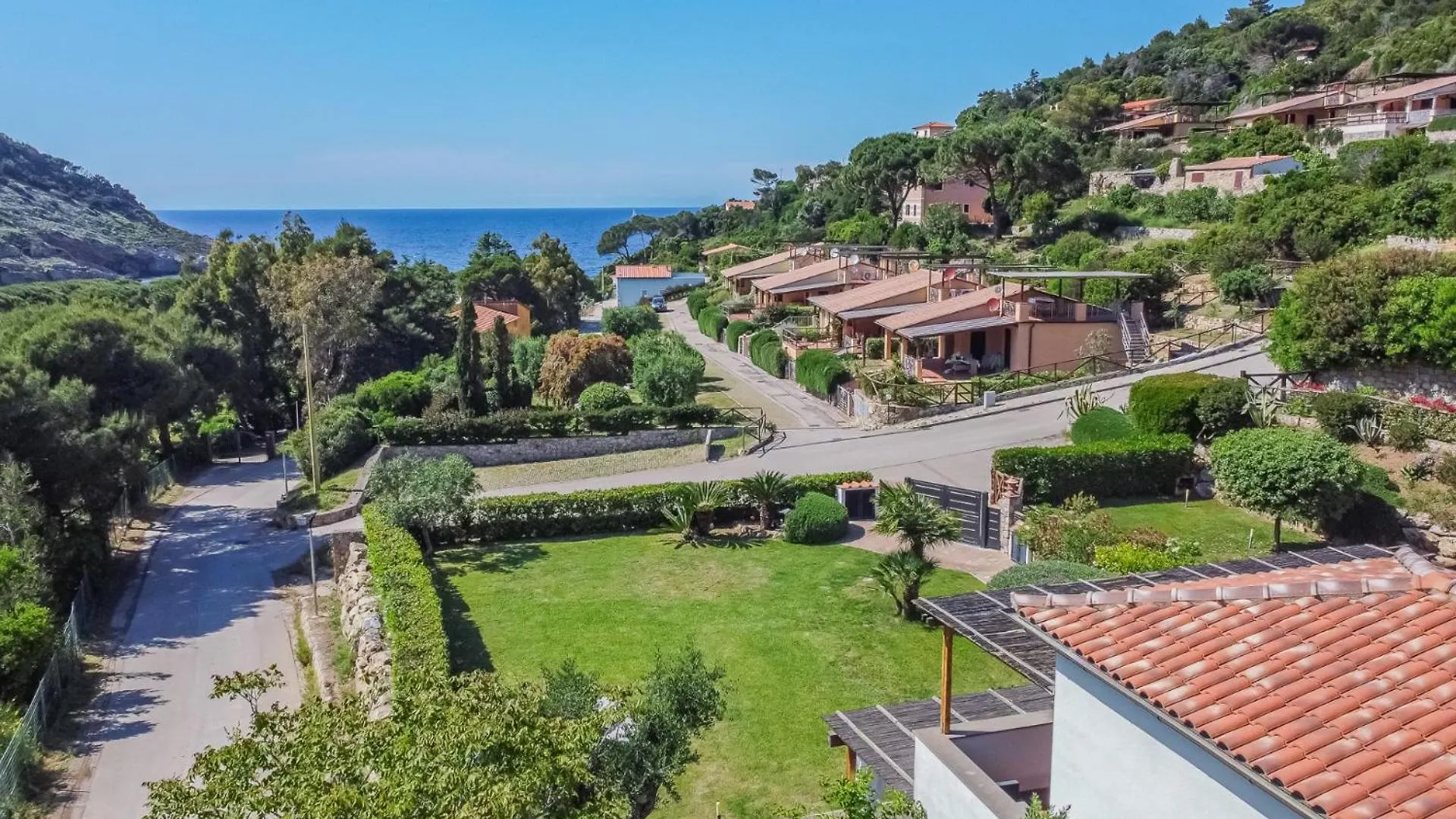 Villa Acquasalata Nisporto